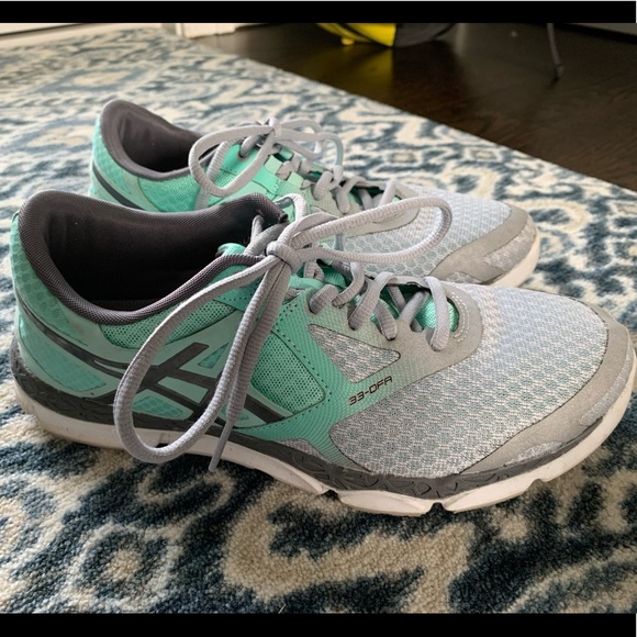 Asics Shoes - ASICS women’s running shoes 33-DFA 8.5 mint gray